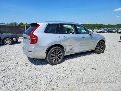 Trzecie zdjęcie samochodu z tyłu: 2022 VOLVO XC90 T6 MOMENTUM VIN:YV4A221K0N1828736 - miniatura