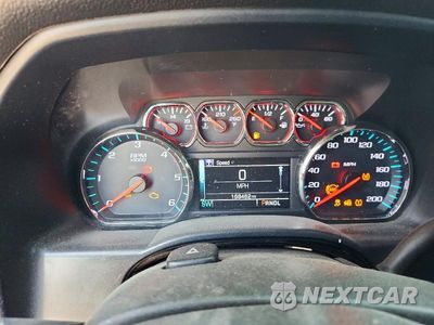 Zdjęcie 9 z 12 samochodu: 2018 CHEVROLET SILVERADO K1500 LT VIN:1GCUKREC0JF250100 - miniatura