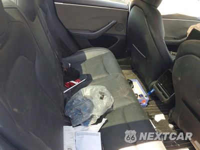 Zdjęcie 10 z 12 samochodu: 2025 TESLA MODEL 3 VIN:5YJ3E1EA6SF024278 - miniatura