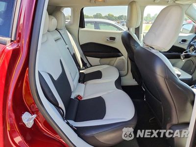 Zdjęcie 10 z 12 samochodu: 2020 JEEP COMPASS LIMITED VIN:3C4NJDCB5LT221690 - miniatura
