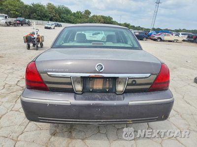 Zdjęcie 6 z 12 samochodu: 2007 MERCURY GRAND MARQUIS GS VIN:2MEFM74V97X616139 - miniatura