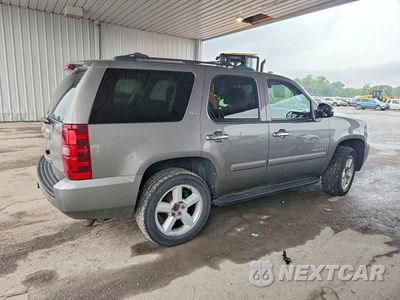 Trzecie zdjęcie samochodu z tyłu: 2008 CHEVROLET TAHOE K1500 VIN:1GNFK13088J167550 - miniatura