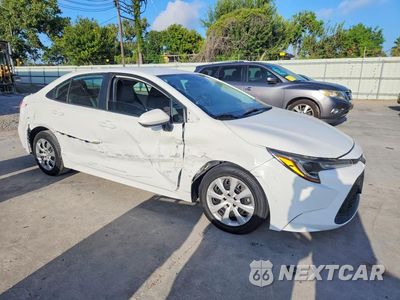 Czwarte zdjęcie samochodu z boku: 2020 TOYOTA COROLLA LE VIN:5YFEPRAE8LP055354 - miniatura