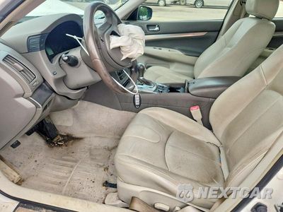 Zdjęcie 7 z 13 samochodu: 2015 INFINITI Q40 BASE VIN:JN1CV6AR0FM523702 - miniatura
