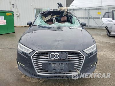 Piąte zdjęcie samochodu w środku: 2017 AUDI A3 E-TRON PREMIUM PLUS VIN:WAUTPBFFXHA044073 - miniatura