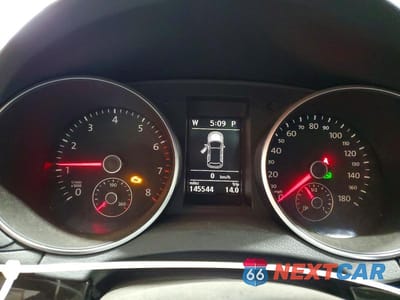 Zdjęcie 9 z 13 samochodu: 2010 VOLKSWAGEN GTI VIN:WVWHV7AJXAW151933 - miniatura