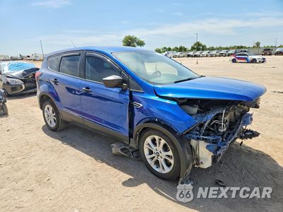 Czwarte zdjęcie samochodu z boku: 2019 FORD ESCAPE S VIN:1FMCU0F7XKUB26802 - miniatura