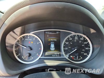 Zdjęcie 9 z 12 samochodu: 2018 NISSAN SENTRA SR VIN:3N1AB7AP8JY289674 - miniatura