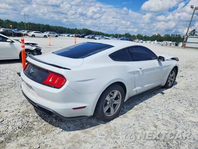 Trzecie zdjęcie samochodu z tyłu: 2018 FORD MUSTANG VIN:1FA6P8TH3J5106426 - miniatura