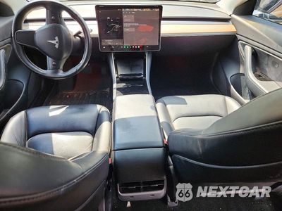 Zdjęcie 8 z 12 samochodu: 2018 TESLA MODEL 3 VIN:5YJ3E1EBXJF072034 - miniatura