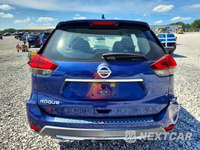 Zdjęcie 6 z 13 samochodu: 2017 NISSAN ROGUE S VIN:KNMAT2MT4HP607582 - miniatura