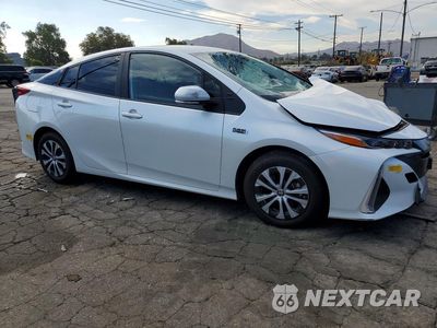 Czwarte zdjęcie samochodu z boku: 2022 TOYOTA PRIUS PRIME LE VIN:JTDKAMFPXN3212332 - miniatura