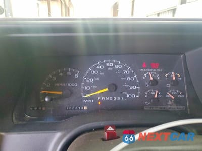 Zdjęcie 9 z 12 samochodu: 1999 GMC SUBURBAN K1500 VIN:3GKFK16R0XG514909 - miniatura