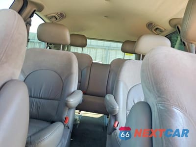 Zdjęcie 10 z 13 samochodu: 2001 CHRYSLER TOWN & COUNTRY LIMITED VIN:2C8GP64L41R359942 - miniatura