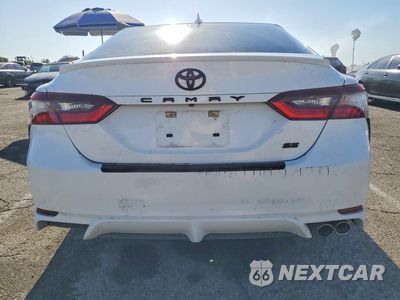 Zdjęcie 6 z 12 samochodu: 2021 TOYOTA CAMRY SE VIN:4T1G11AK3MU548652 - miniatura