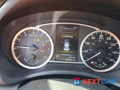 Zdjęcie 9 z 12 samochodu: 2018 NISSAN SENTRA SV VIN:3N1AB7AP0JY245734 - miniatura