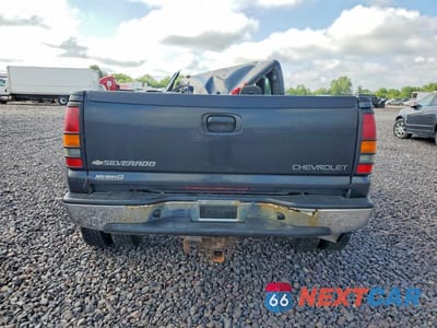 Zdjęcie 6 z 12 samochodu: 2004 CHEVROLET SILVERADO K3500 VIN:1GCJK39254E295061 - miniatura