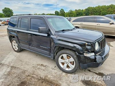 Czwarte zdjęcie samochodu z boku: 2016 JEEP PATRIOT LATITUDE VIN:1C4NJPFA0GD754532 - miniatura