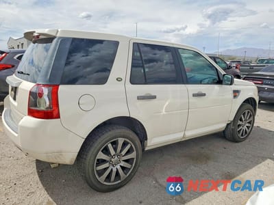 Trzecie zdjęcie samochodu z tyłu: 2008 LAND ROVER LR2 HSE TECHNOLOGY VIN:SALFT24N68H066884 - miniatura