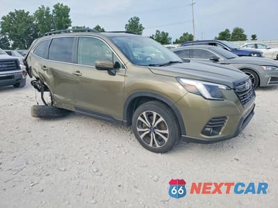 Czwarte zdjęcie samochodu z boku: 2023 SUBARU FORESTER LIMITED VIN:JF2SKAPC6PH402918 - miniatura