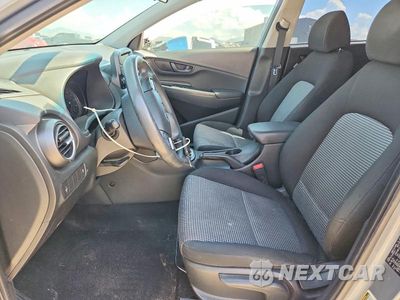 Zdjęcie 7 z 12 samochodu: 2018 HYUNDAI KONA SE VIN:KM8K1CAA4JU182693 - miniatura