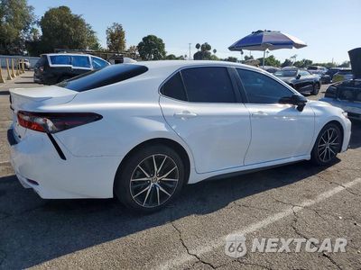 Trzecie zdjęcie samochodu z tyłu: 2021 TOYOTA CAMRY SE VIN:4T1G11AK3MU548652 - miniatura