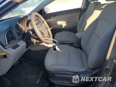 Zdjęcie 7 z 12 samochodu: 2017 HYUNDAI ELANTRA SE VIN:KMHD74LF8HU127616 - miniatura
