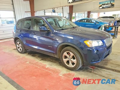 Czwarte zdjęcie samochodu z boku: 2012 BMW X3 XDRIVE28I VIN:5UXWX5C50CL727697 - miniatura