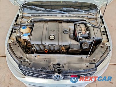 Zdjęcie 11 z 12 samochodu: 2011 VOLKSWAGEN JETTA SE VIN:3VWDZ7AJ3BM354261 - miniatura
