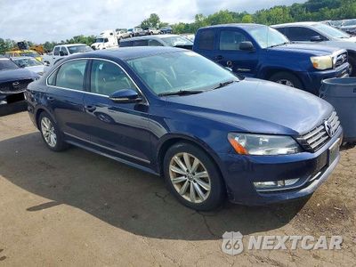 Czwarte zdjęcie samochodu z boku: 2012 VOLKSWAGEN PASSAT SEL VIN:1VWCP7A3XCC004096 - miniatura