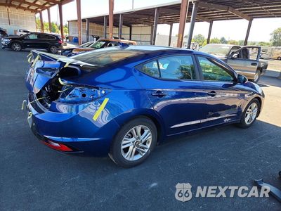 Trzecie zdjęcie samochodu z tyłu: 2019 HYUNDAI ELANTRA SEL VIN:5NPD84LF1KH458198 - miniatura
