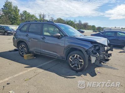 Czwarte zdjęcie samochodu z boku: 2025 SUBARU FORESTER LIMITED VIN:JF2SLSRD4SH407097 - miniatura