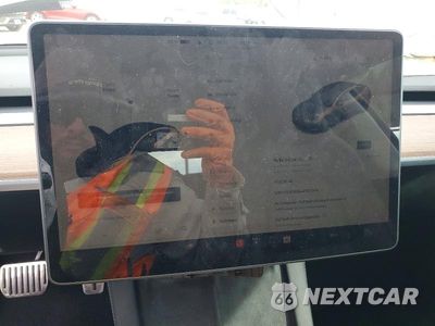 Zdjęcie 9 z 12 samochodu: 2022 TESLA MODEL 3 VIN:5YJ3E1EB4NF341344 - miniatura