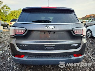 Zdjęcie 6 z 13 samochodu: 2019 JEEP COMPASS LATITUDE VIN:3C4NJDBB7KT807209 - miniatura