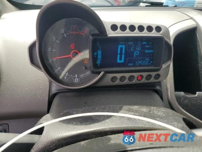 Zdjęcie 9 z 12 samochodu: 2016 CHEVROLET SONIC LT VIN:1G1JC5SH5G4173195 - miniatura