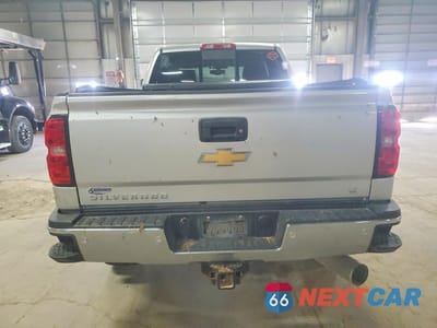 Zdjęcie 6 z 12 samochodu: 2017 CHEVROLET SILVERADO K3500 LT VIN:1GC4KZCY3HF229041 - miniatura