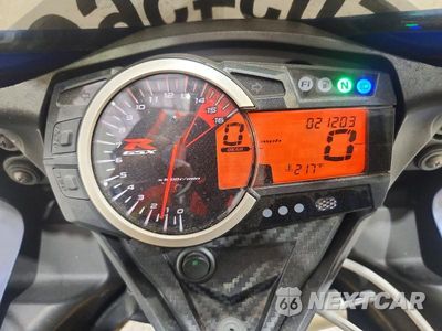 Zdjęcie 7 z 9 samochodu: 2012 SUZUKI GSX750 VIN:JS1GR7MA5C2100145 - miniatura