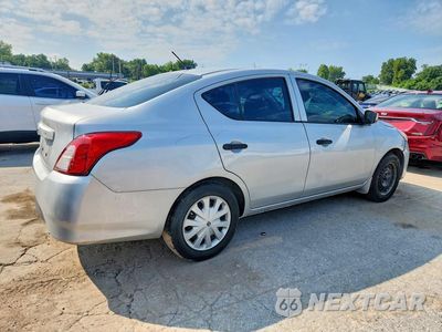 Trzecie zdjęcie samochodu z tyłu: 2019 NISSAN VERSA S VIN:3N1CN7AP5KL817069 - miniatura