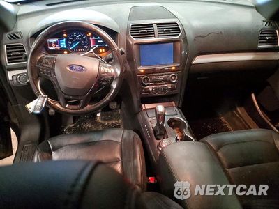 Zdjęcie 8 z 13 samochodu: 2017 FORD EXPLORER XLT VIN:1FM5K8D83HGA18442 - miniatura
