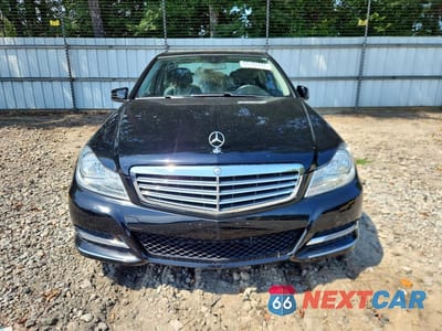 Piąte zdjęcie samochodu w środku: 2014 MERCEDES-BENZ C 300 4MATIC VIN:WDDGF8AB8ER325032 - miniatura