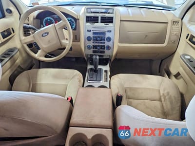 Zdjęcie 8 z 14 samochodu: 2008 FORD ESCAPE XLT VIN:1FMCU93168KD55423 - miniatura