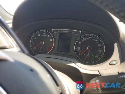 Zdjęcie 9 z 13 samochodu: 2018 AUDI Q3 VIN:WA1ECCFS0JR020957 - miniatura