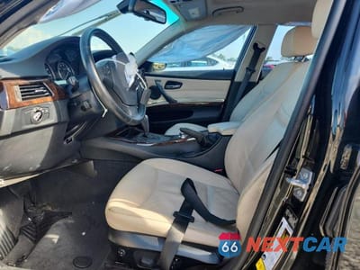 Zdjęcie 7 z 12 samochodu: 2011 BMW 328 I VIN:WBAPH7C58BE681468 - miniatura