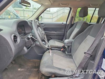 Zdjęcie 7 z 13 samochodu: 2016 JEEP PATRIOT SPORT VIN:1C4NJRBB0GD551537 - miniatura