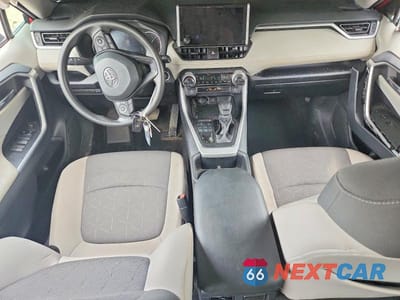 Zdjęcie 8 z 13 samochodu: 2024 TOYOTA RAV4 XLE VIN:2T3P1RFV1RW477404 - miniatura