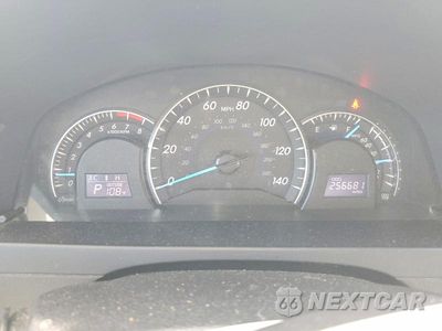 Zdjęcie 9 z 12 samochodu: 2014 TOYOTA CAMRY XLE V6 VIN:4T1BK1FK4EU025044 - miniatura