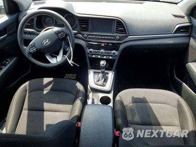 Zdjęcie 8 z 12 samochodu: 2020 HYUNDAI ELANTRA SEL VIN:5NPD84LFXLH614398 - miniatura