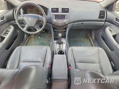 Zdjęcie 8 z 12 samochodu: 2007 HONDA ACCORD EX VIN:1HGCM66507A066240 - miniatura
