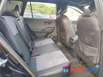 Zdjęcie 10 z 13 samochodu: 2026 TOYOTA RAV4 PLUG-IN HYBRID XSE VIN:JTM7ERAV5TJ009807 - miniatura