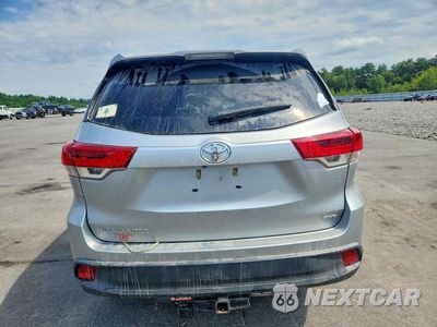 Zdjęcie 6 z 12 samochodu: 2019 TOYOTA HIGHLANDER LE VIN:5TDBZRFH8KS983817 - miniatura